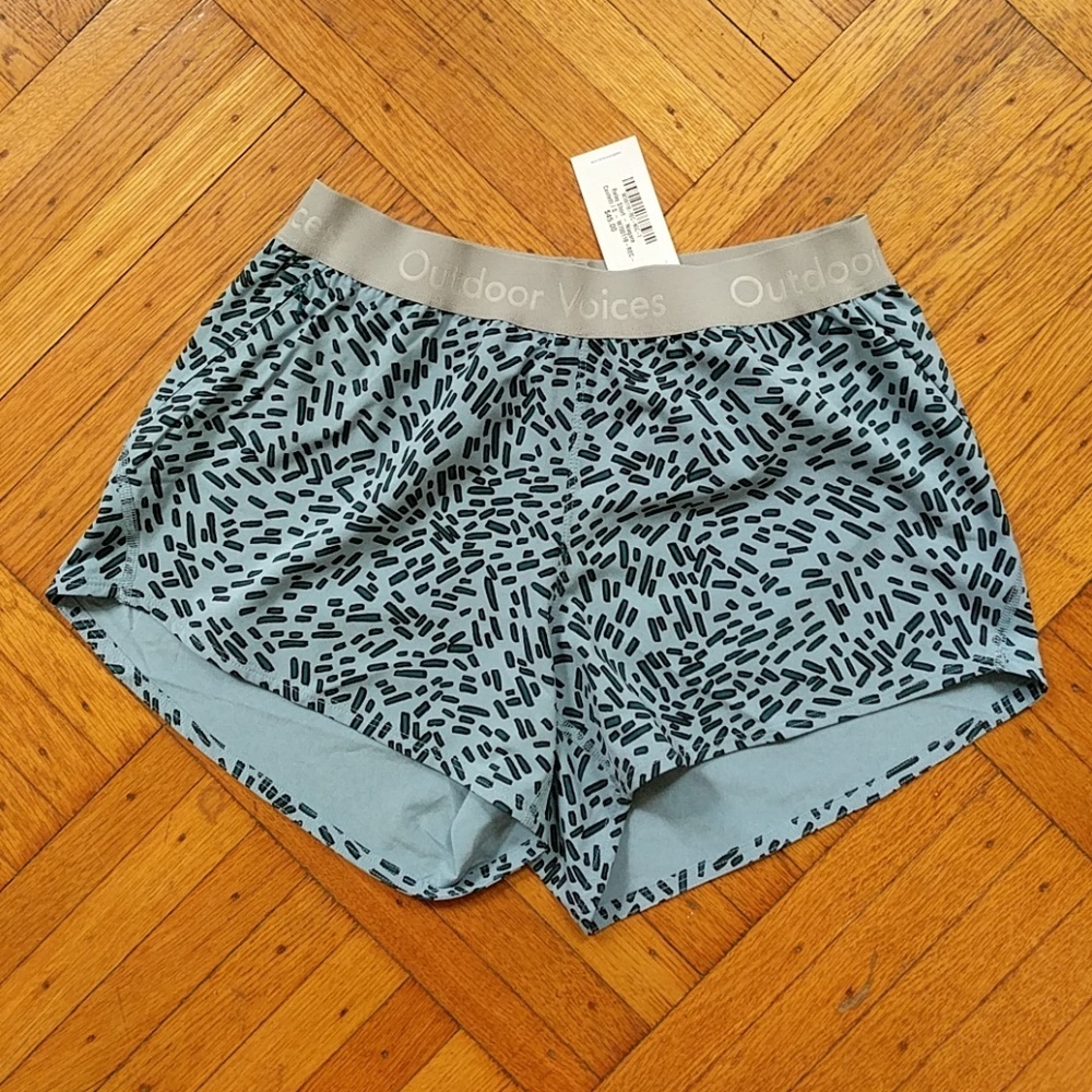 Outdoor Voices Relay Short in Niagara Confetti NWT